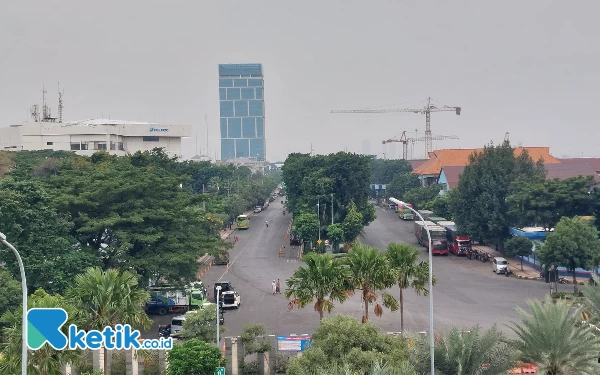 Thumbnail Berita - Prakiraan Cuaca Kota Surabaya di Hari Pemilu, Seharian Akan Diguyur Hujan