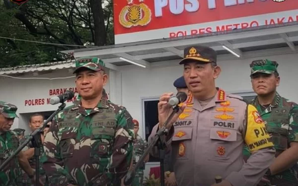 Thumbnail Berita - Panglima TNI Jenderal Agus Subiyanto: Soliditas TNI-Polri Jadi Kunci Sukses Pemilu 2024