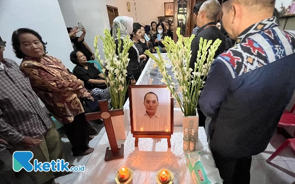 Thumbnail Diduga Kelelahan, Anggota KPPS di Kota Malang Meninggal Dunia Akibat Henti Jantung