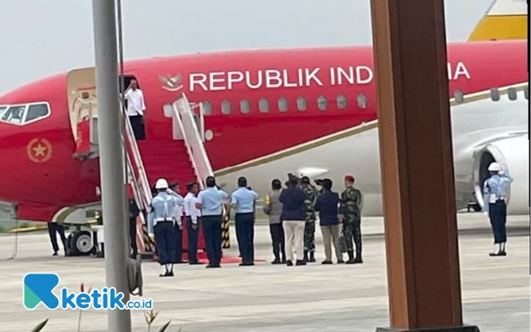 Thumbnail Kunjungan Kerja ke Sulawesi Selatan, Presiden Jokowi Tiba di Maros