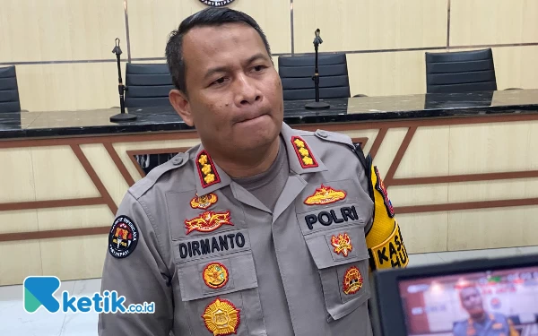 Thumbnail Viral Video Bolehkan Tukar Pasangan, Gus Samsudin Dijemput Polda Jatim