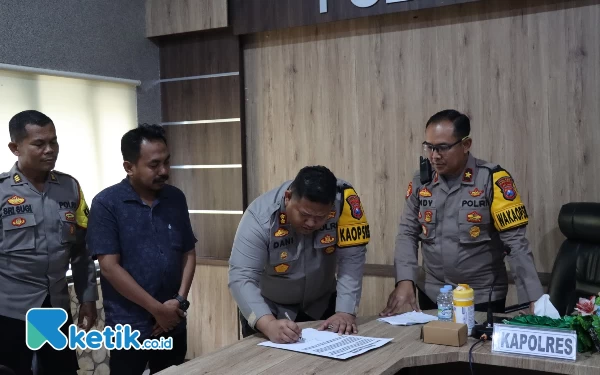 Thumbnail Berita - Polres Pamekasan Libatkan Media Jalankan Cooling System Pascapemilu