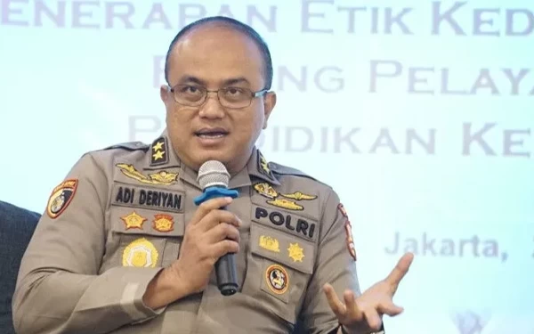 Thumbnail Adi Deriyan Masuk Deretan Irjen Termuda di Mabes Polri, Pernah Kapolres Malang