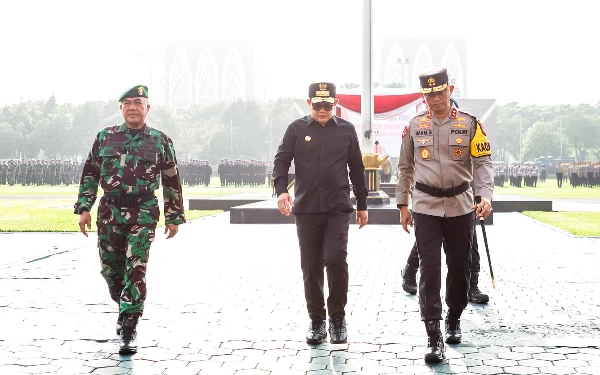 Jelang Ramadan, Pj Gubernur dan Kapolda Jatim Pimpin Apel Gelar Pasukan