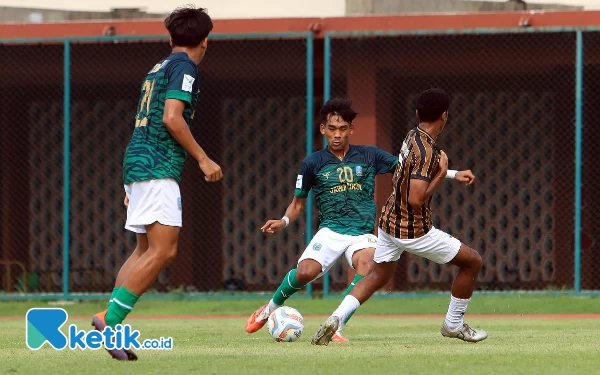 Thumbnail Menang 3-1 atas Maluku Utara, Tiket PON 2024 Makin Dekati Jatim