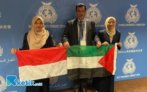 Thumbnail Dua Pemudi Kabupaten Bandung Jadi Delegasi Indonesia di Ajang Best Diplomats Istanbul