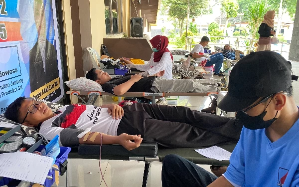 Thumbnail Genjot Aksi Kemanusiaan, Satpol PP Bondowoso Gelar Donor Darah