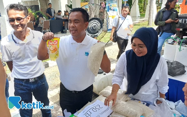 Thumbnail DKP Jatim Gelar Pasar Murah Produk Kelautan dan Perikanan