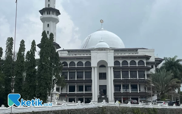 Thumbnail Daftar Masjid di Kota Malang yang MenyediakanTakjil Gratis Selama Ramadan