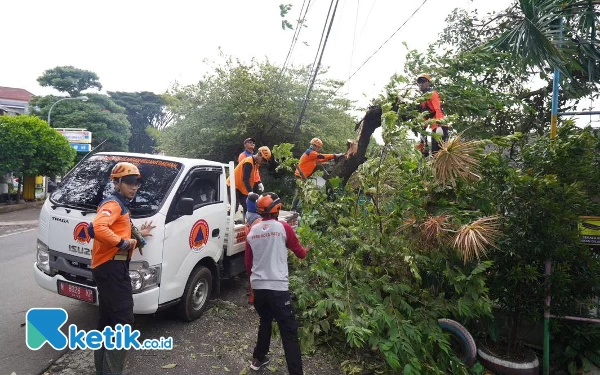 Cuaca Ekstrem yang Melanda Kota Batu Diperkirakan Berakhir Besok