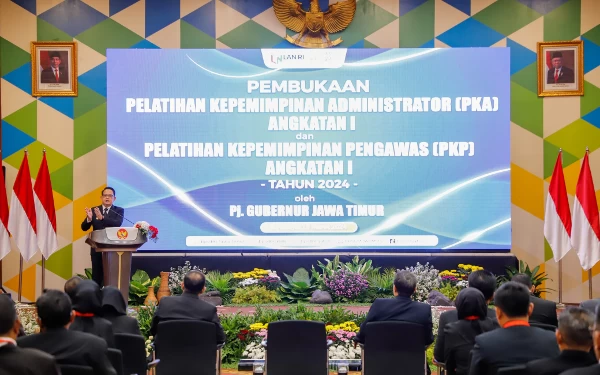 Thumbnail Berita - Adhy Karyono: Pemimpin Harus Sensitif dan Adaptif Terhadap Perubahan Zaman