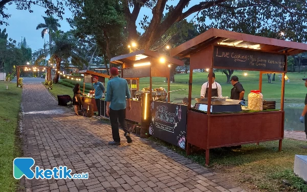 Thumbnail Serunya Berbuka Sembari Golf di Pasar Ramadan Pakuwon Golf and Family Club Surabaya