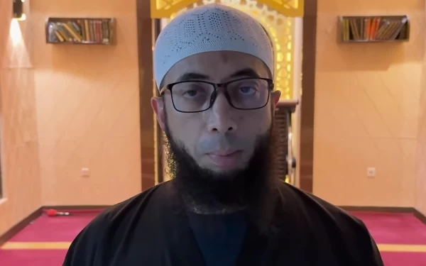 Thumbnail Ini Penjelasan Khalid Basalamah Terkait Jenis Makanan Untuk Zakat Fitrah