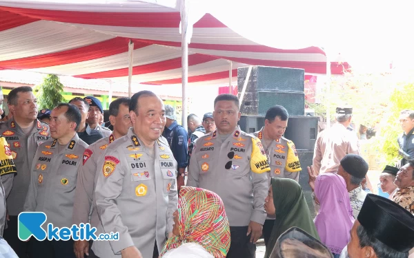 Thumbnail Berita - Mabes Polri Kirim Misi Kemanusiaan Ringankan Korban Banjir di Demak