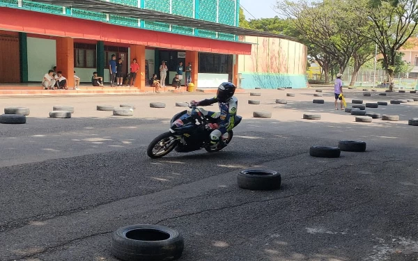 Thumbnail Persiapan Porprov, Puluhan Pembalap Road Race Bojonegoro Gelar Latihan