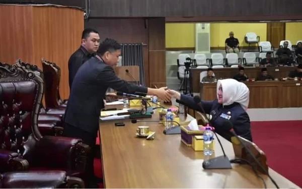 Thumbnail Hadiri Malam Kenal Pamit Kapolres Musi Rawas, Ketua DPRD Azandri Tekankan Sinergitas