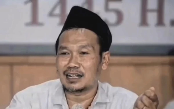 Gus Baha: Mendekatkan Diri kepada Allah adalah Cara Termudah Mendapatkan Malam Lailatul Qadar