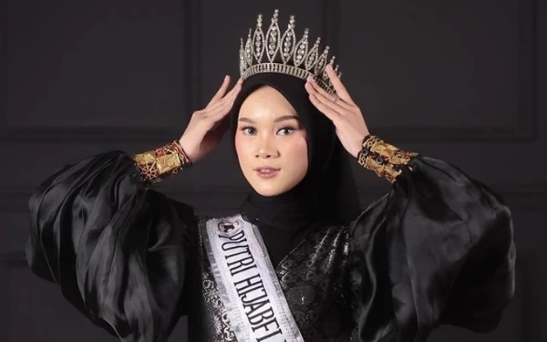 Thumbnail Intip Kesibukan Ajeng Nafisya, 1st Winner Putri Hijabfluencer Lampung Indonesia 2022 di Bulan Ramadan