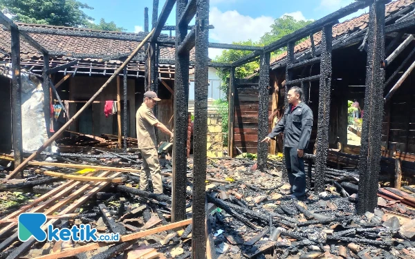 Thumbnail Berita - 1 Rumah dan 3 Motor di Tuban Hangus Terbakar, Penyebabnya Sepele!