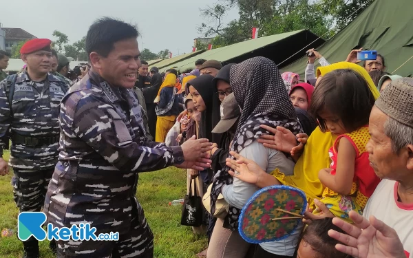 TNI AL Kirim Ribuan Paket Bantuan sampai Tim Trauma Healing untuk Korban Gempa Tuban dan Bawean