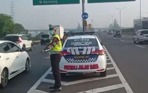 Thumbnail Antisipasi Lonjakan Kendaraan, Polda Metro Jaya Tiadakan Aturan Ganjil-Genap