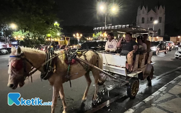 Thumbnail Berita - Asyiknya Berkeliling di Kayutangan Heritage Kota Malang Menggunakan Delman