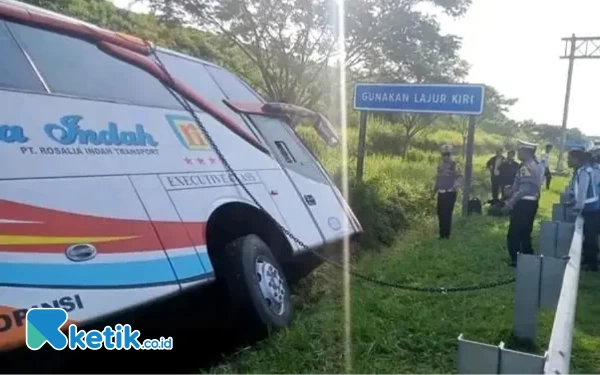 Thumbnail Bus Rosalia Indah Kecelakaan di Tol Batang, 7 Orang Tewas