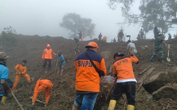 Thumbnail 20 Korban Bencana Tanah Longsor di Tana Toraja Berhasil Ditemukan