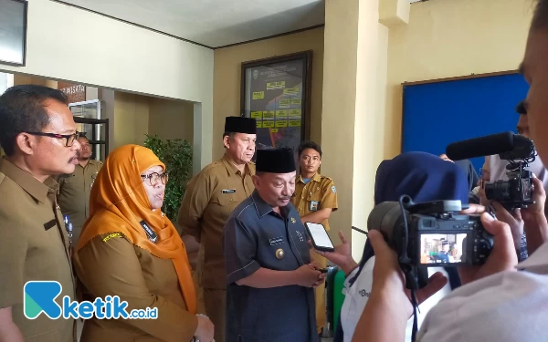 Thumbnail Berita - Sidak, Bupati Situbondo: Pasca Libur Panjang Idulfitri 50 ASN Tak Masuk Kerja