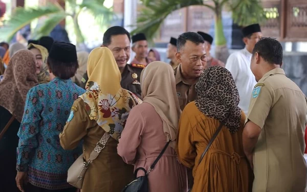 Thumbnail Berita - Cuti Bersama Idulfitri Usai, Pemkab Ponorogo Gelar Apel di Halaman Pendopo Agung