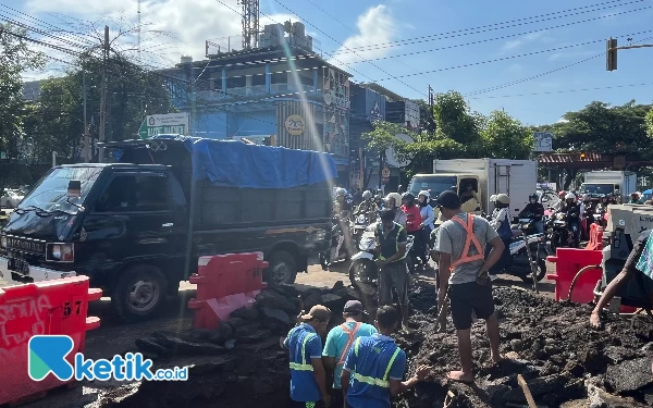 Thumbnail Pemkot Malang Hendaki Pembatasan Kendaraan Berat yang Melintas di Jalan Ranugrati