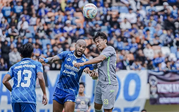 Thumbnail Dihajar Persib 1-3, Mantan Pemain Lagi-Lagi Jadi Mimpi Buruk Persebaya