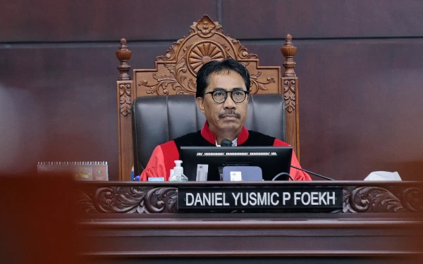 Thumbnail Hakim MK: Tidak Ada Bukti Kuat Jokowi Cawe-Cawe Menangkan Paslon Tertentu di Pilpres 2024