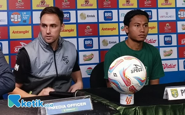 Thumbnail Berita - Jamu Bali United di GBT, Persebaya Dibayangi Krisis Pemain Tengah