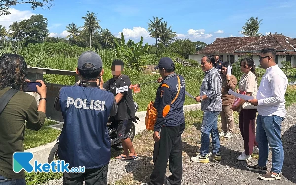 Thumbnail Berita - Polisi Gelar Rekonstruksi Perkara Dugaan Pembunuhan, LBH Sembada Dampingi Tersangka