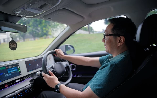 Thumbnail Cerita Raymond Hanjaya Naik Mobil Listrik Surabaya-Bali, Hemat Biaya Sampai 70 Persen