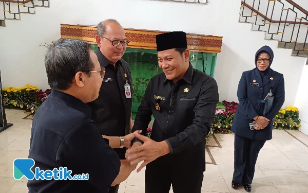 Thumbnail Gus Muhdlor Ditahan KPK, Subandi Resmi Jabat Plt Bupati Sidoarjo