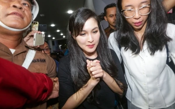 Sandra Dewi Membisu setelah 10 Jam Diperiksa Kejagung