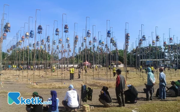 Thumbnail Berita - 1000 Peserta Ikuti Lomba Burung Perkutut Bupati Situbondo Cup II