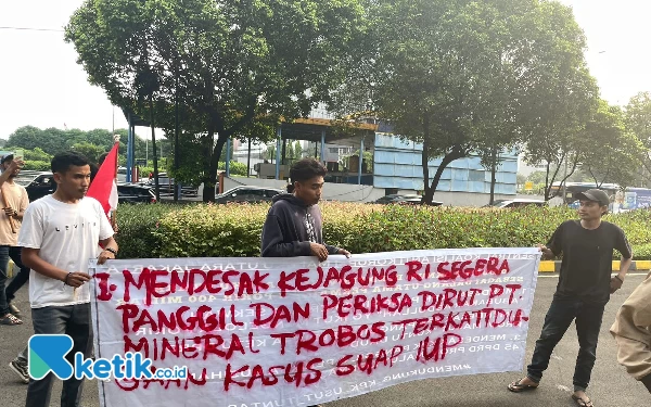 Thumbnail PT Mineral Trobos Didemo Mahasiswa, Tuntut Kejagung Investigasi Dugaan Penyalahgunaan IUP