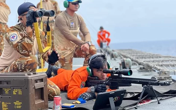 Thumbnail Melihat dari Dekat KRI Diponegoro-365 Gelar Latihan Tempur