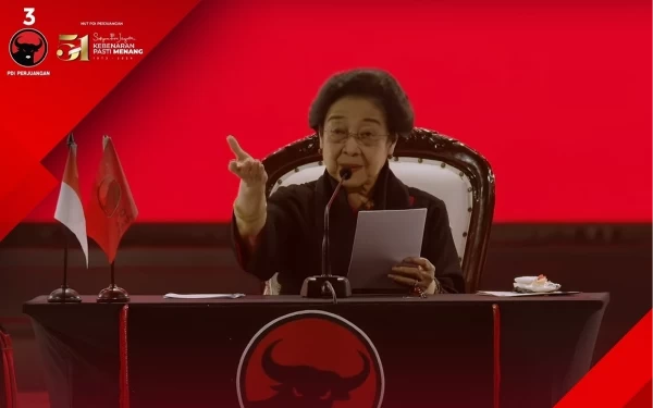 Thumbnail Megawati Bercanda Ingin Tukar Posisi dengan Puan Maharani, Gara-Gara Sering Kunjungan ke Luar Negeri