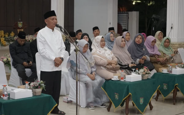 Thumbnail Bupati H. Surya Lepas 18 Jemaah Haji 2024 Kabupaten Asahan