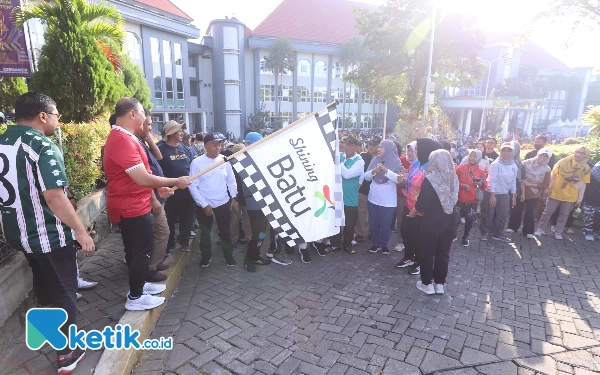 Pupuk Semangat Hari Lahir Pancasila, Pemkot Batu Gelar Gerak Jalan