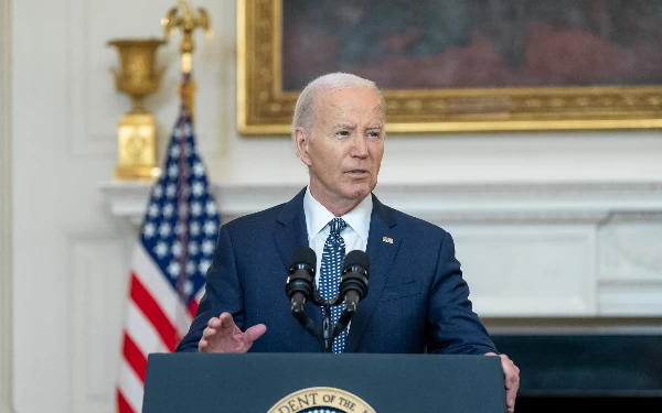 Thumbnail Trump Calonkan Diri Kembali Presiden AS, Biden Sindir Keras