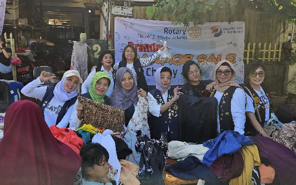 Thumbnail Berita - Rotary Surabaya Kaliasin Kumpulkan Dana Lewat Branded Garage Sale