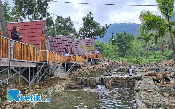 Thumbnail Berita - Rekomendasi Destinasi Wisata Baru di Gunung Pasang Jember, Serasa Menyatu dengan Alam