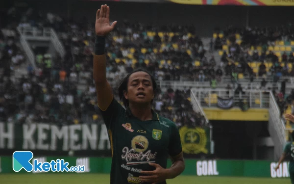 Thumbnail Penampilan Apik dan Ngeyel, Andre Oktaviansyah Tetap Berseragam Persebaya