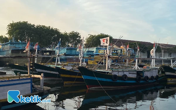 2 Perahu Pencari Besi Tua Tenggelam di Perairan Madura, 8 Orang Dilaporkan Hilang