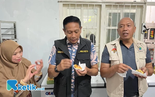 Thumbnail Berita - Dukung Produk Lokal, Pj Wali Kota Malang Jadi Sahabat UMKM